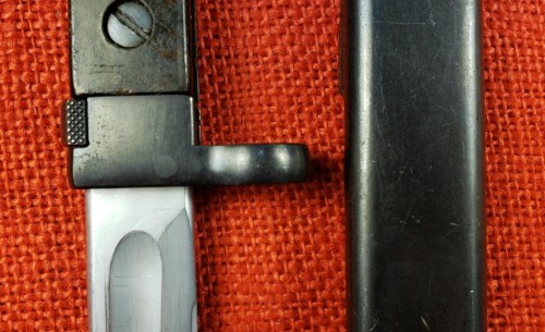 Polish AK 47 Bayonet and Scabbard 1957  A00033 5 (2).jpg