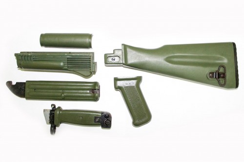 Russian AKM 6X4 Type II Green FAKE 8.jpg