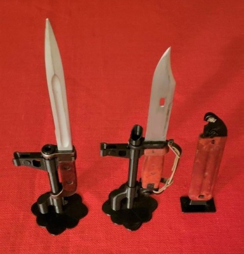 AK bayonet stands Niclas 1 (4).jpg
